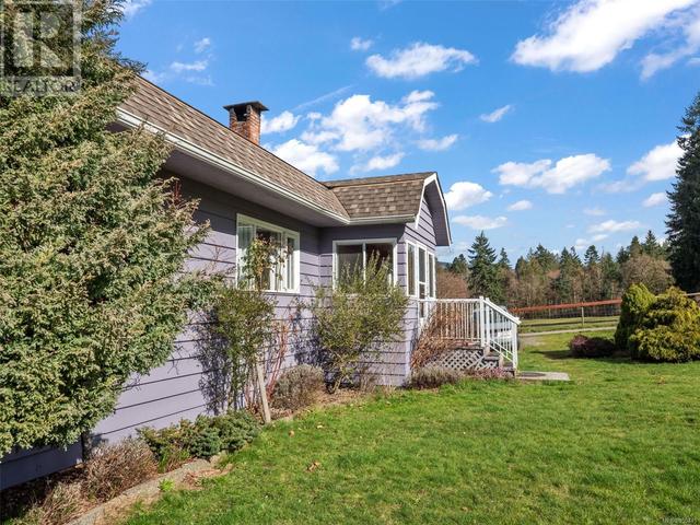4990 Wilson Rd, House other with 2 bedrooms, 2 bathrooms and 4 parking in Cowichan Valley E BC | Image 4