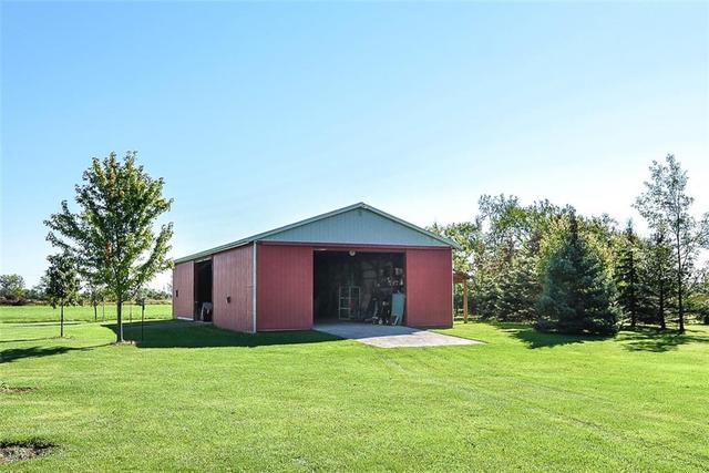 849 1st Conc Road S, House detached with 3 bedrooms, 1 bathrooms and 10 parking in Haldimand County ON | Image 47