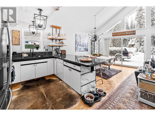 1 - 137 Whitetail Road, House detached with 3 bedrooms, 3 bathrooms and 3 parking in Okanagan Similkameen I BC | Image 10