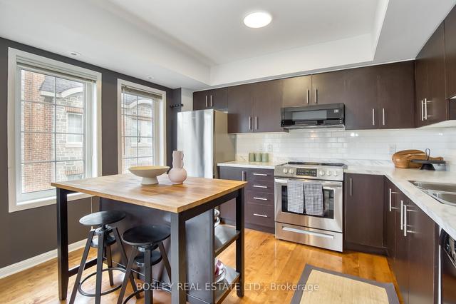 th58 - 93 The Queensway Ave, Townhouse with 3 bedrooms, 2 bathrooms and 1 parking in Toronto ON | Image 33