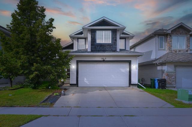 953 Cranston Drive Se, House detached with 4 bedrooms, 3 bathrooms and 6 parking in Calgary AB | Image 1