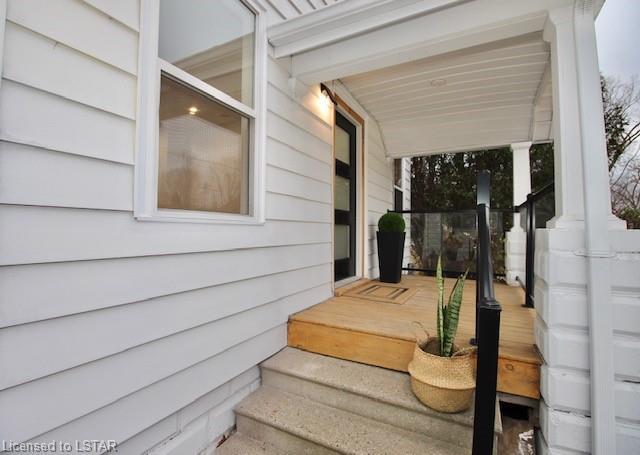 60 Palmer Street, House detached with 2 bedrooms, 2 bathrooms and 3 parking in London ON | Image 2