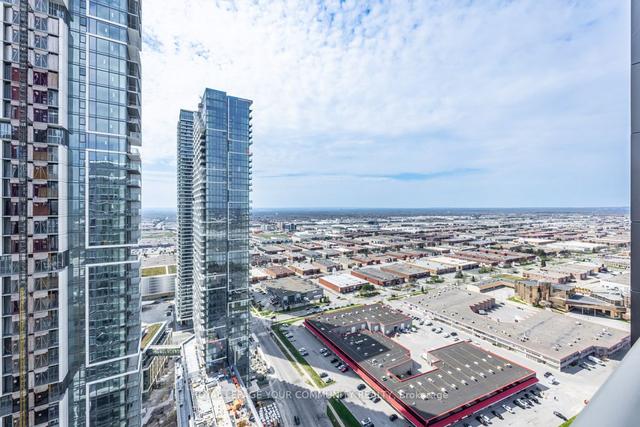 3510 - 7895 Jane St, Condo with 2 bedrooms, 2 bathrooms and 1 parking in Vaughan ON | Image 7