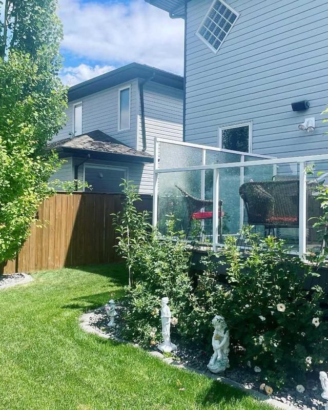 32 Lacey Close, House detached with 3 bedrooms, 2 bathrooms and 2 parking in Red Deer AB | Image 27