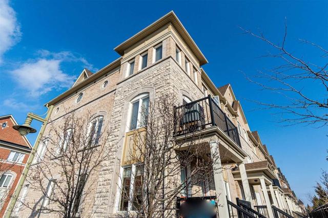 116 Louisbourg Way, Townhouse with 2 bedrooms, 3 bathrooms and 2.5 parking in Markham ON | Image 1