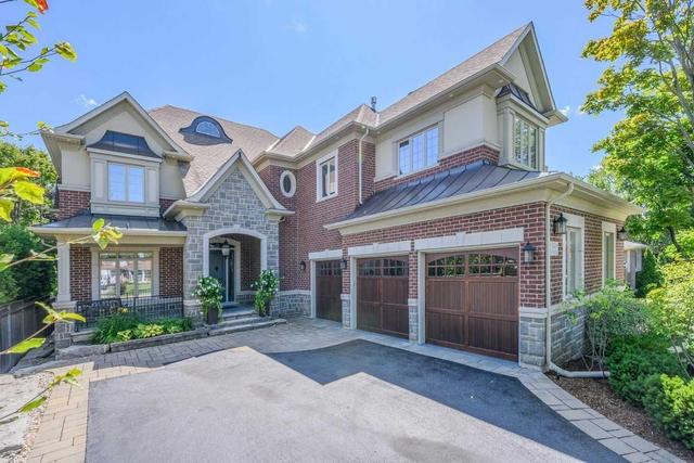 1320 Warwick Ave, House detached with 4 bedrooms, 5 bathrooms and 6 parking in Oakville ON | Image 1