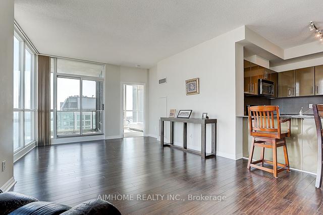 3609 - 16 Yonge St, Condo with 2 bedrooms, 2 bathrooms and 1 parking in Toronto ON | Image 4