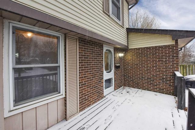 877 Finley Ave, House detached with 3 bedrooms, 2 bathrooms and 4 parking in Ajax ON | Image 20
