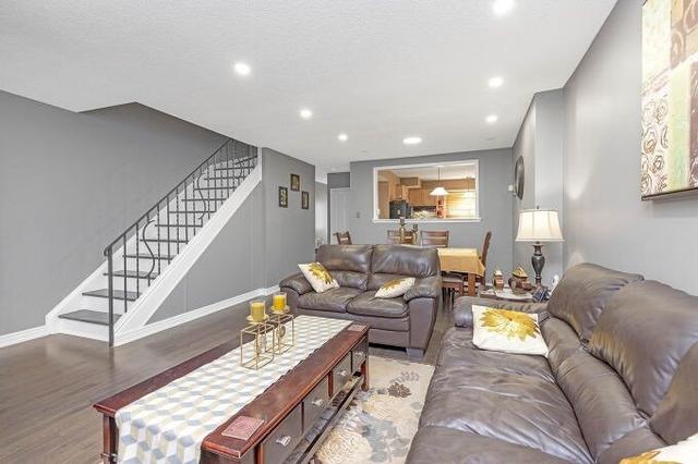 80a Corby Cres, House attached with 3 bedrooms, 3 bathrooms and 3 parking in Brampton ON | Image 40