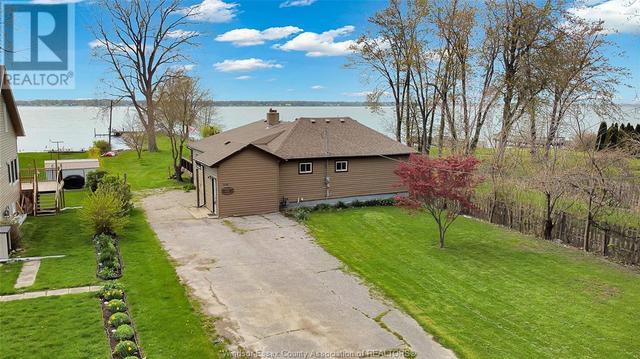 1248 Front Road North, House detached with 4 bedrooms, 2 bathrooms and null parking in Amherstburg ON | Image 36