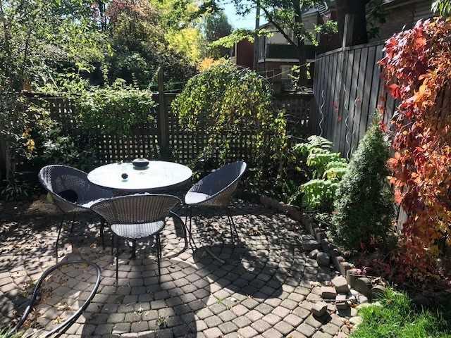 1547 Queen St W, House semidetached with 5 bedrooms, 2 bathrooms and 0 parking in Toronto ON | Image 29