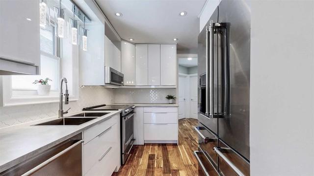 11 Ronald Ave, House detached with 2 bedrooms, 2 bathrooms and 1 parking in Toronto ON | Image 34