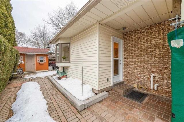 32 Rickson Ave, House detached with 3 bedrooms, 3 bathrooms and 5 parking in Guelph ON | Image 24