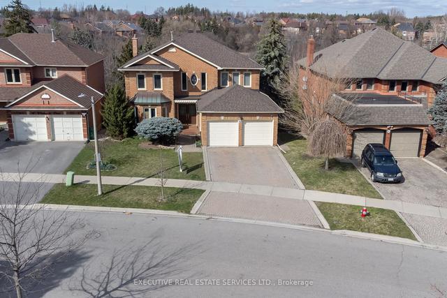 6 Fernbrook Cres, House detached with 4 bedrooms, 4 bathrooms and 4 parking in Brampton ON | Image 12