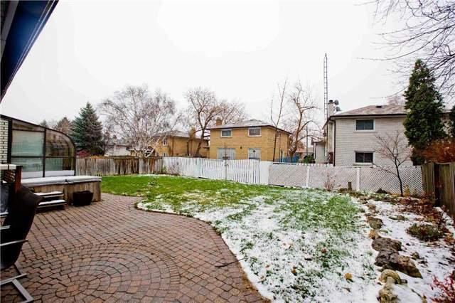 79 Mosedale Cres, House detached with 5 bedrooms, 5 bathrooms and 2 parking in Toronto ON | Image 20