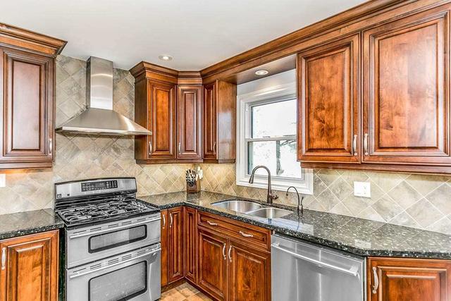 52 Craigleith Cres, House detached with 4 bedrooms, 4 bathrooms and 6 parking in Richmond Hill ON | Image 5