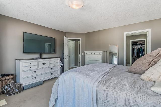 258 Everridge Drive Sw, House detached with 3 bedrooms, 2 bathrooms and 2 parking in Calgary AB | Image 24