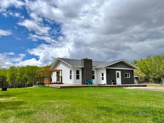 28 Grandview Estate, House detached with 5 bedrooms, 3 bathrooms and 10 parking in Vermilion River County AB | Image 33