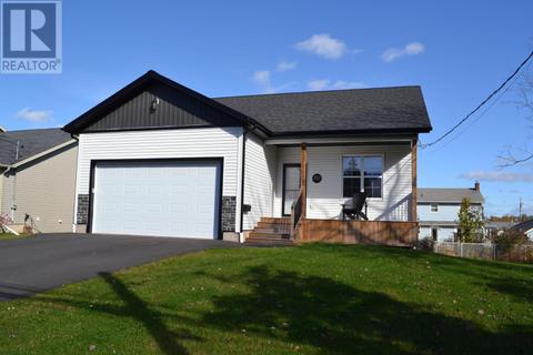 112 Brackley Point Road, Charlottetown, PE, C1A6Y4 | Card Image