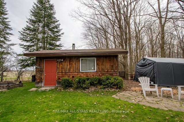 690 Post Rd, House detached with 2 bedrooms, 2 bathrooms and 7 parking in Kawartha Lakes ON | Image 26