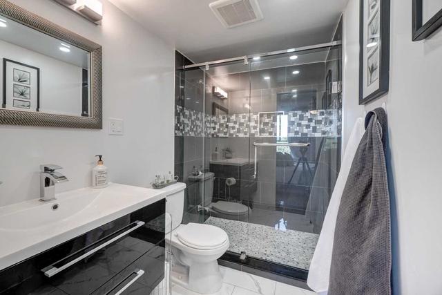 706 - 420 Mill Rd, Condo with 3 bedrooms, 2 bathrooms and 1 parking in Toronto ON | Image 9
