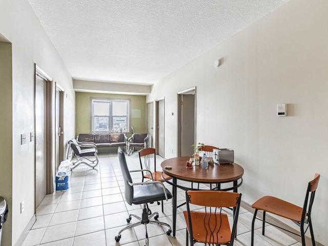 502 - 271 Lester St, Condo with 5 bedrooms, 2 bathrooms and 1 parking in Waterloo ON | Image 5
