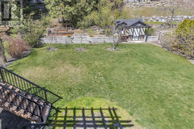 2406 Cobblestone Road, House detached with 5 bedrooms, 3 bathrooms and 2 parking in West Kelowna BC | Image 42