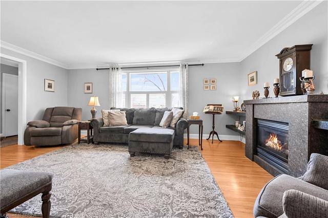 68 Devon Street, House detached with 2 bedrooms, 2 bathrooms and 2 parking in Brantford ON | Image 36