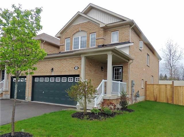 188 Thomas Ave, House attached with 3 bedrooms, 3 bathrooms and 4 parking in Brantford ON | Image 2