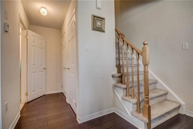 111 Chapman Dr, Townhouse with 2 bedrooms, 2 bathrooms and 1 parking in Ajax ON | Image 6