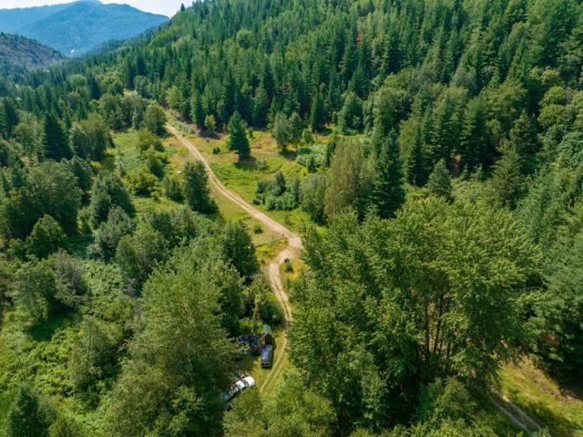 3150 Hanna Creek Road, House detached with 2 bedrooms, 2 bathrooms and null parking in Kootenay Boundary B BC | Image 75