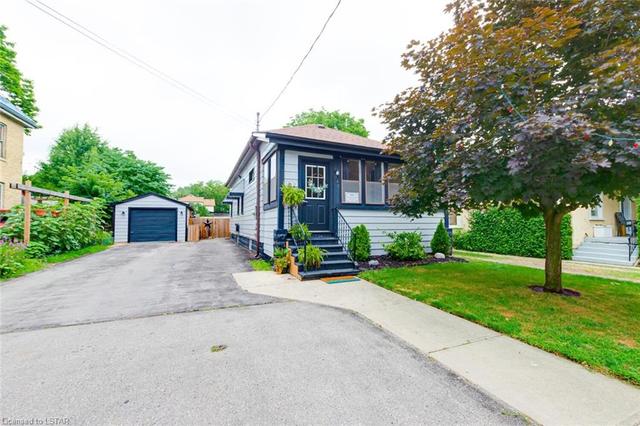 946 Lorne Avenue, House detached with 3 bedrooms, 1 bathrooms and 7 parking in London ON | Image 1