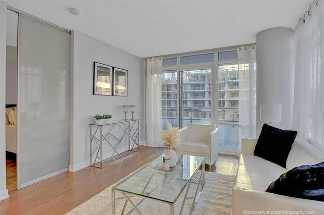 319 - 4k Spadina Ave, Condo with 2 bedrooms, 2 bathrooms and 1 parking in Toronto ON | Image 5