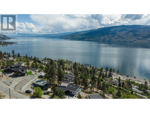 5843 Somerset Avenue, House detached with 3 bedrooms, 3 bathrooms and 2 parking in Peachland BC | Image 12