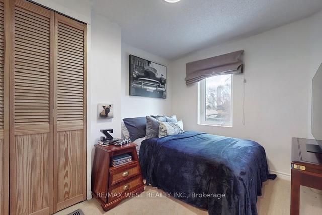 83 Cannon Rd, House semidetached with 3 bedrooms, 2 bathrooms and 2 parking in Toronto ON | Image 7