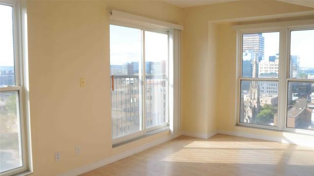 1401 - 135 James St S, Condo with 2 bedrooms, 2 bathrooms and 0 parking in Hamilton ON | Image 8