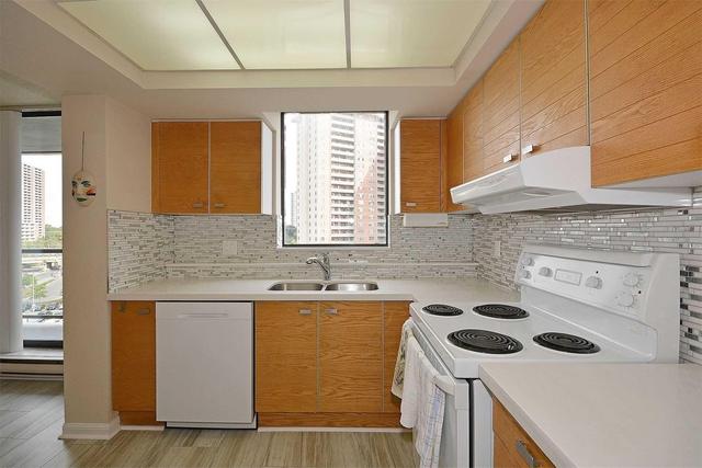 603 - 757 Victoria Park Ave, Condo with 2 bedrooms, 2 bathrooms and 1 parking in Toronto ON | Image 1