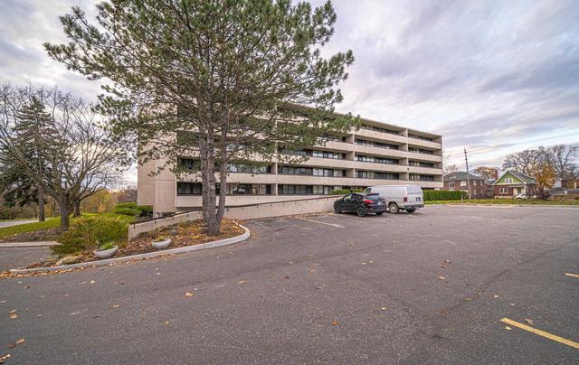 306 - 120 Elgin St W, Condo with 2 bedrooms, 1 bathrooms and 1 parking in Oshawa ON | Image 12