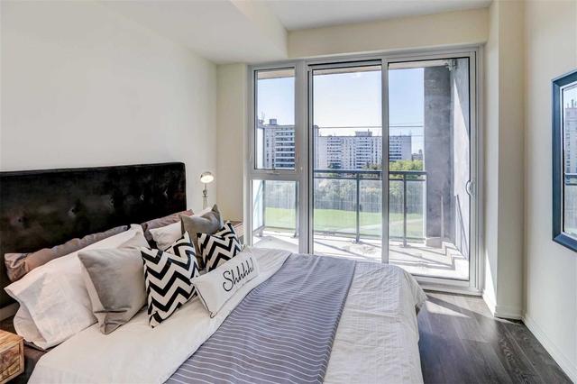 713 - 3237 Bayview Ave, Condo with 2 bedrooms, 2 bathrooms and 1 parking in Toronto ON | Image 10