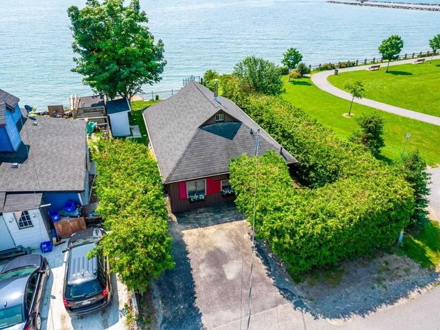 70 East Beach Rd, House detached with 2 bedrooms, 1 bathrooms and 2 parking in Clarington ON | Image 29