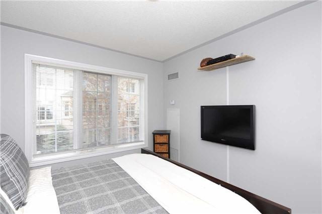 Th2 - 1 Rean Dr, Townhouse with 2 bedrooms, 3 bathrooms and 2 parking in Toronto ON | Image 10