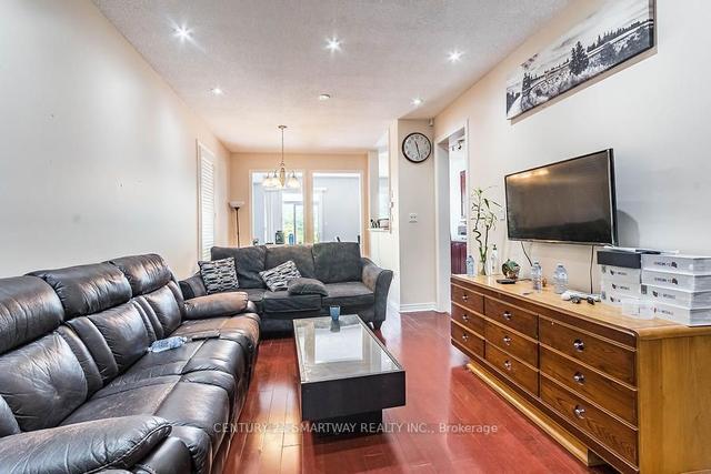 84 Harbourtown Cres, House semidetached with 4 bedrooms, 4 bathrooms and 4 parking in Brampton ON | Image 36
