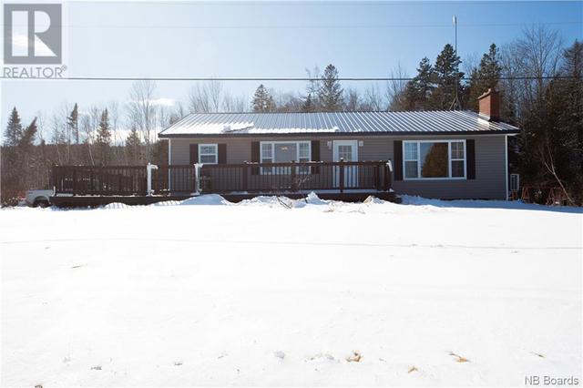 6258 Route 102, House detached with 4 bedrooms, 1 bathrooms and null parking in Prince William NB | Image 29