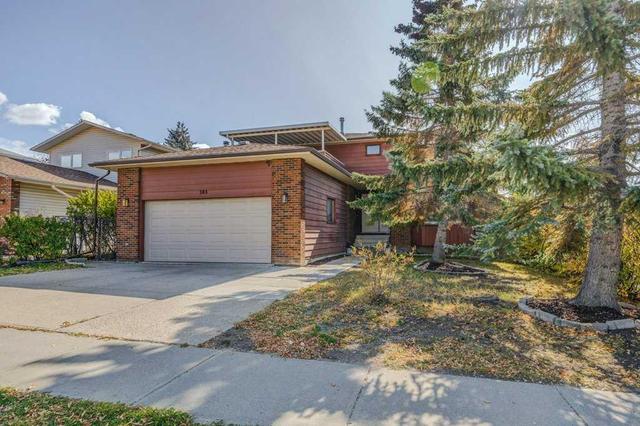 383 Silvergrove Drive Nw, House detached with 4 bedrooms, 4 bathrooms and 4 parking in Calgary AB | Image 37