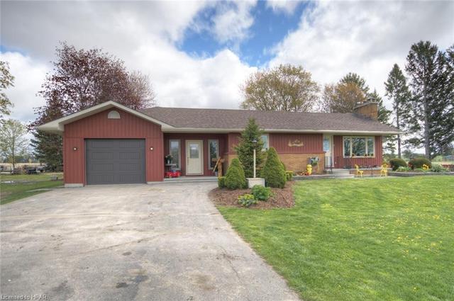 80308 Baseline Road, House detached with 3 bedrooms, 2 bathrooms and 9 parking in Central Huron ON | Image 1