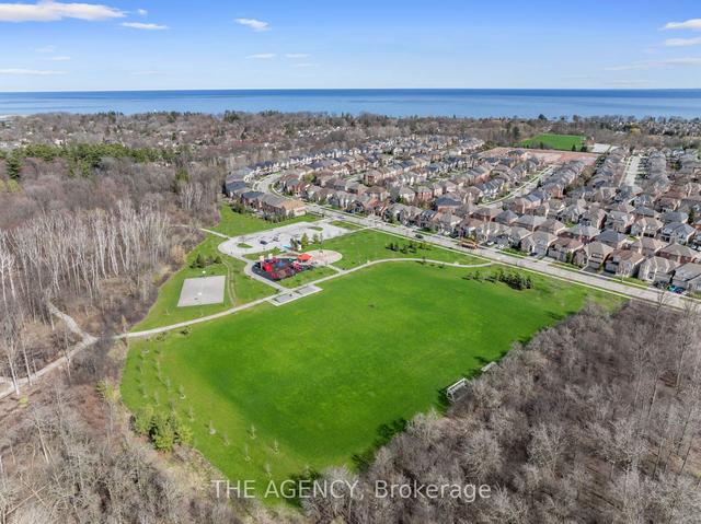 245 Nautical Blvd, House detached with 4 bedrooms, 4 bathrooms and 4 parking in Oakville ON | Image 35