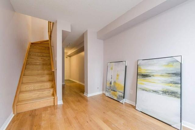 11A Crawford St, Townhouse with 3 bedrooms, 3 bathrooms and 1 parking in Toronto ON | Image 5