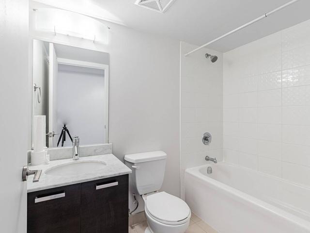 1012 e - 36 Lisgar St, Condo with 1 bedrooms, 1 bathrooms and 1 parking in Toronto ON | Image 5