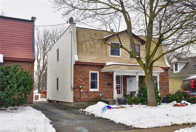 458 Margaret Street, House semidetached with 3 bedrooms, 1 bathrooms and null parking in Cambridge ON | Image 2