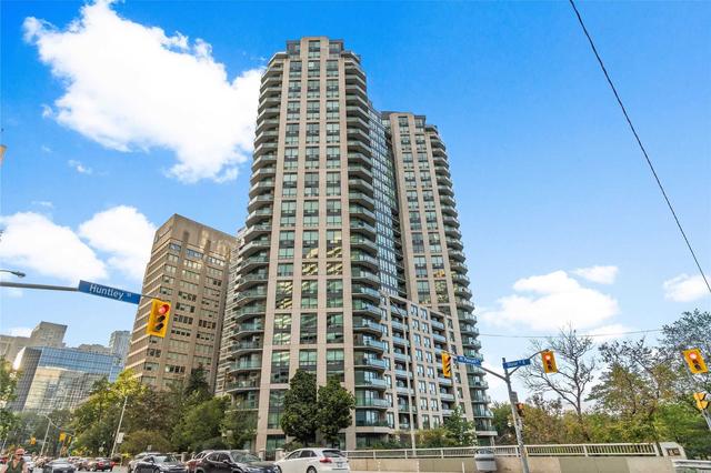 1209 - 300 Bloor St E, Condo with 2 bedrooms, 2 bathrooms and 1 parking in Toronto ON | Image 1